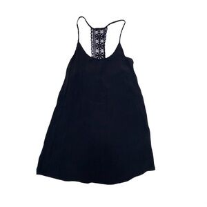 Women's Black flowy dress with lace